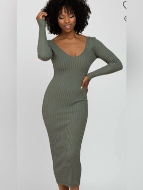 Hera Collection Olive Ribbed V-Neck Long Sleeve Midi Dress | Small
